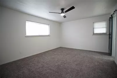 2121 Stonegate Drive N, Bedford, TX 76021 - Photo 14