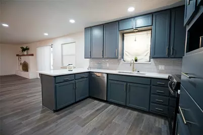 2121 Stonegate Drive N, Bedford, TX 76021 - Photo 10