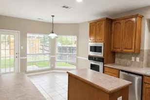 11501 Pheasant Creek Dr, Fort Worth, TX 76244 - Photo 4