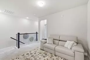 215 Suma Dr, Euless, TX 76040 - Photo 18