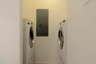 7510 Holly Hill Dr, Dallas, TX 75231 - Photo 16