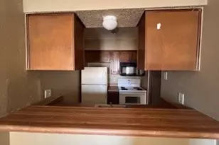 9520 Royal Ln, Dallas, TX 75243 - Photo 2