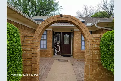 1408 Country Manor Road, Fort Worth, TX 76134 - Photo 4