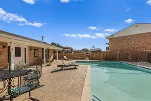 6007 Sandhurst Ln, Dallas, TX 75206 - Photo 24