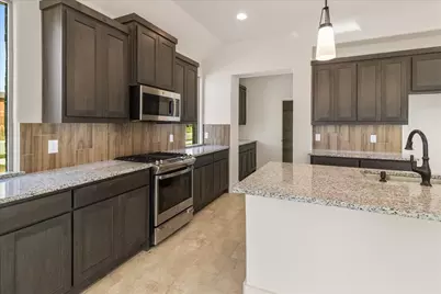 929 Ryed Lane, Fort Worth, TX 76120 - Photo 14