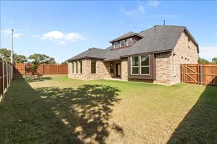 929 Ryed Ln, Fort Worth, TX 76120 - Photo 30