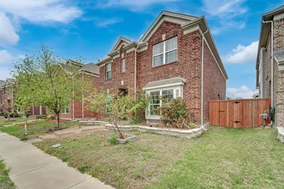 345 Twin Creeks Drive, Garland, TX 75040 - Photo 2