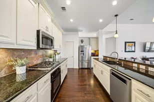 2265 Hideaway Point Dr, Little Elm, TX 75068 - Photo 10