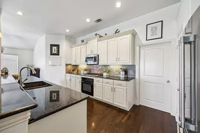 2265 Hideaway Pointe Drive, Little Elm, TX 75068 - Photo 8