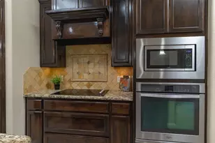 208 Ellis Creek Dr, Weatherford, TX 76085 - Photo 20