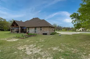 208 Ellis Creek Dr, Weatherford, TX 76085 - Photo 36