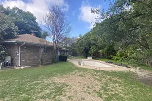 5950 Ashford Ct, Fort Worth, TX 76133 - Photo 2