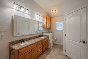 105 Briar Mdws Cir, Azle, TX 76020 - Photo 20