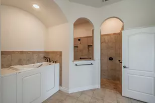 105 Briar Mdws Cir, Azle, TX 76020 - Photo 18