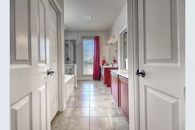 1129 Northlake Drive, DeSoto, TX 75115 - Photo 4