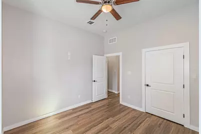 901 Bandera Lane, Garland, TX 75040 - Photo 16