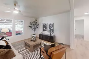 902 Pecos River Dr, Granbury, TX 76048 - Photo 16