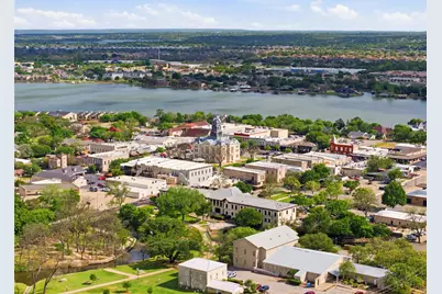 320 W Rucker Street, Granbury, TX 76048 - Photo 34