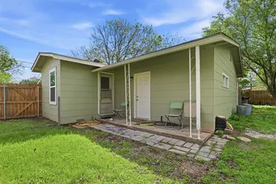 320 W Rucker Street, Granbury, TX 76048 - Photo 24