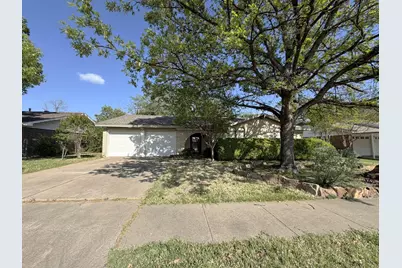 5112 Karen Drive, North Richland Hills, TX 76180 - Photo 2