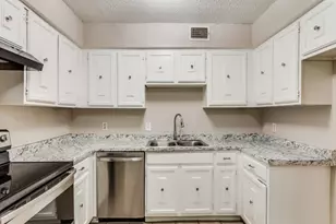 123 - 121 Allencrest Dr, White Settlement, TX 76108 - Photo 8