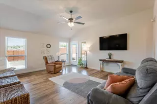 108 Mesa Dr, Glen Rose, TX 76043 - Photo 6