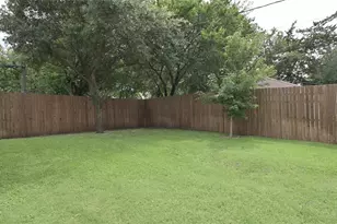 2226 Carnes St, Dallas, TX 75208 - Photo 36