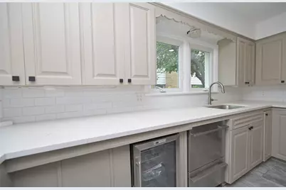 2226 Carnes Street, Dallas, TX 75208 - Photo 12