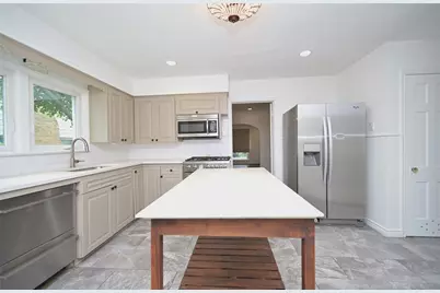 2226 Carnes Street, Dallas, TX 75208 - Photo 14