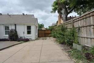 2226 Carnes St, Dallas, TX 75208 - Photo 8