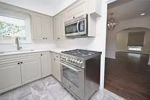 2226 Carnes St, Dallas, TX 75208 - Photo 16