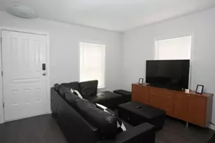 1527 Padgitt Ave, Dallas, TX 75203 - Photo 2