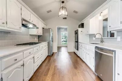 8833 Flint Falls Drive, Dallas, TX 75243 - Photo 8