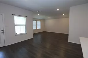 11217 W Pond Dr, Providence Village, TX 76227 - Photo 6