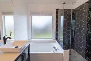 7864 Orland Park Cir, Fort Worth, TX 76137 - Photo 18