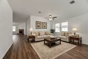 210 Long Prairie Dr, Forney, TX 75126 - Photo 4