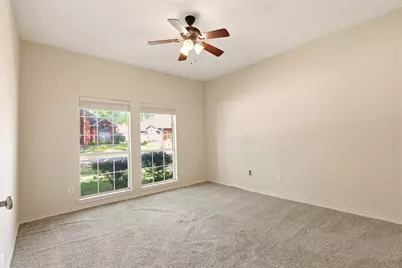 1421 Susan Lane, Carrollton, TX 75007 - Photo 18