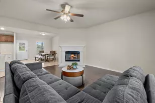 7207 Veal Station Rd, Weatherford, TX 76085 - Photo 8