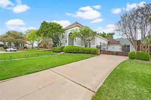25 Panorama Trail, Trophy Club, TX 76262 - Photo 2