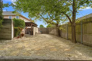 1024 Choke Cherry Ln, Crowley, TX 76036 - Photo 24
