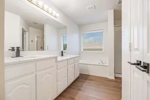 9103 Aristocrat Ln, Frisco, TX 75033 - Photo 12