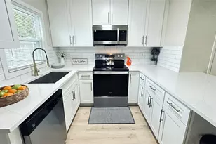 9434 Olde Village Ct, Dallas, TX 75227 - Photo 14