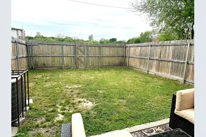 9434 Olde Village Court, Dallas, TX 75227 - Photo 26