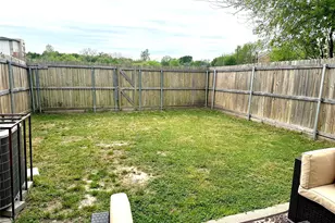 9434 Olde Village Ct, Dallas, TX 75227 - Photo 26