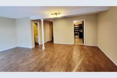220 Village North Drive, Richardson, TX 75081 - Photo 4