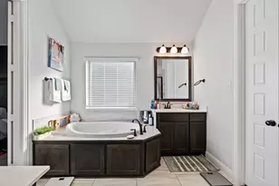 141 Crockett Dr, Waxahachie, TX 75165 - Photo 12