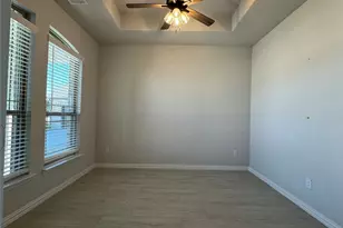 115 Bowling Grn Ave., Red Oak, TX 75154 - Photo 10