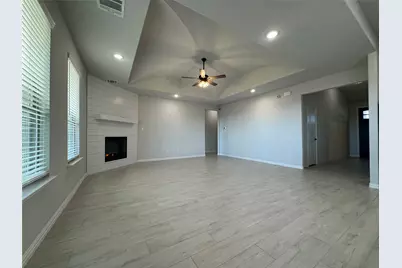 115 Bowling Green Avenue, Red Oak, TX 75154 - Photo 4