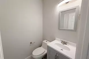 954 S Old Orchard Ln, Lewisville, TX 75067 - Photo 16