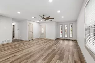 2401 Hillcrest Ave, Greenville, TX 75402 - Photo 6